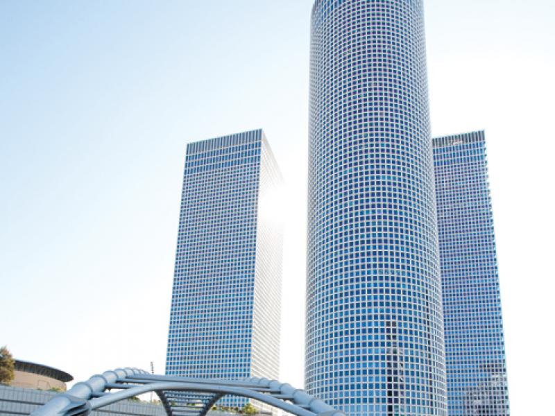 מרכז עזריאלי. ספינת הדגל של קבוצת הקניונים