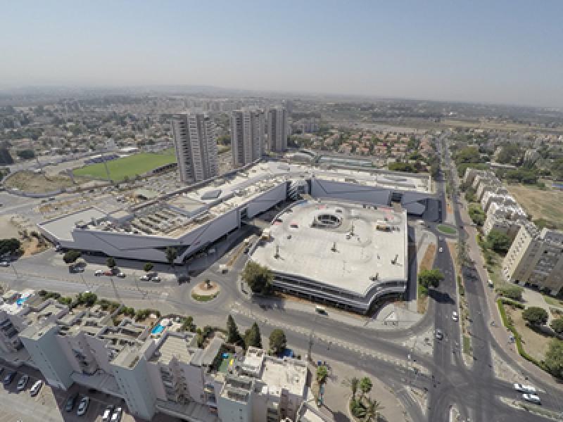 קניון מלחה. המרכז המסחרי השוקק של ירושלים