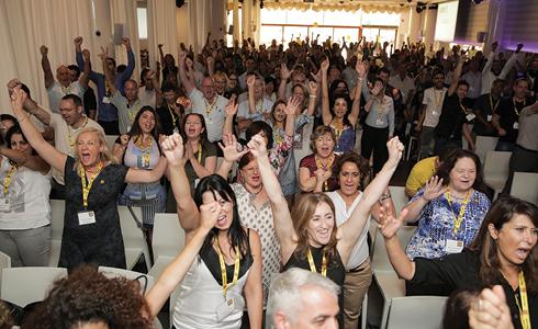 הסוכנים של אנגלו-סכסון. סטנדרטים גבוהים והדרכות בלתי פוסקות